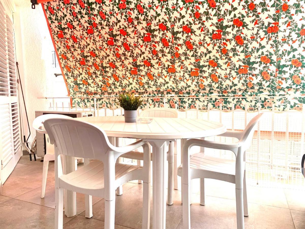 Book Gisamar Appartement *